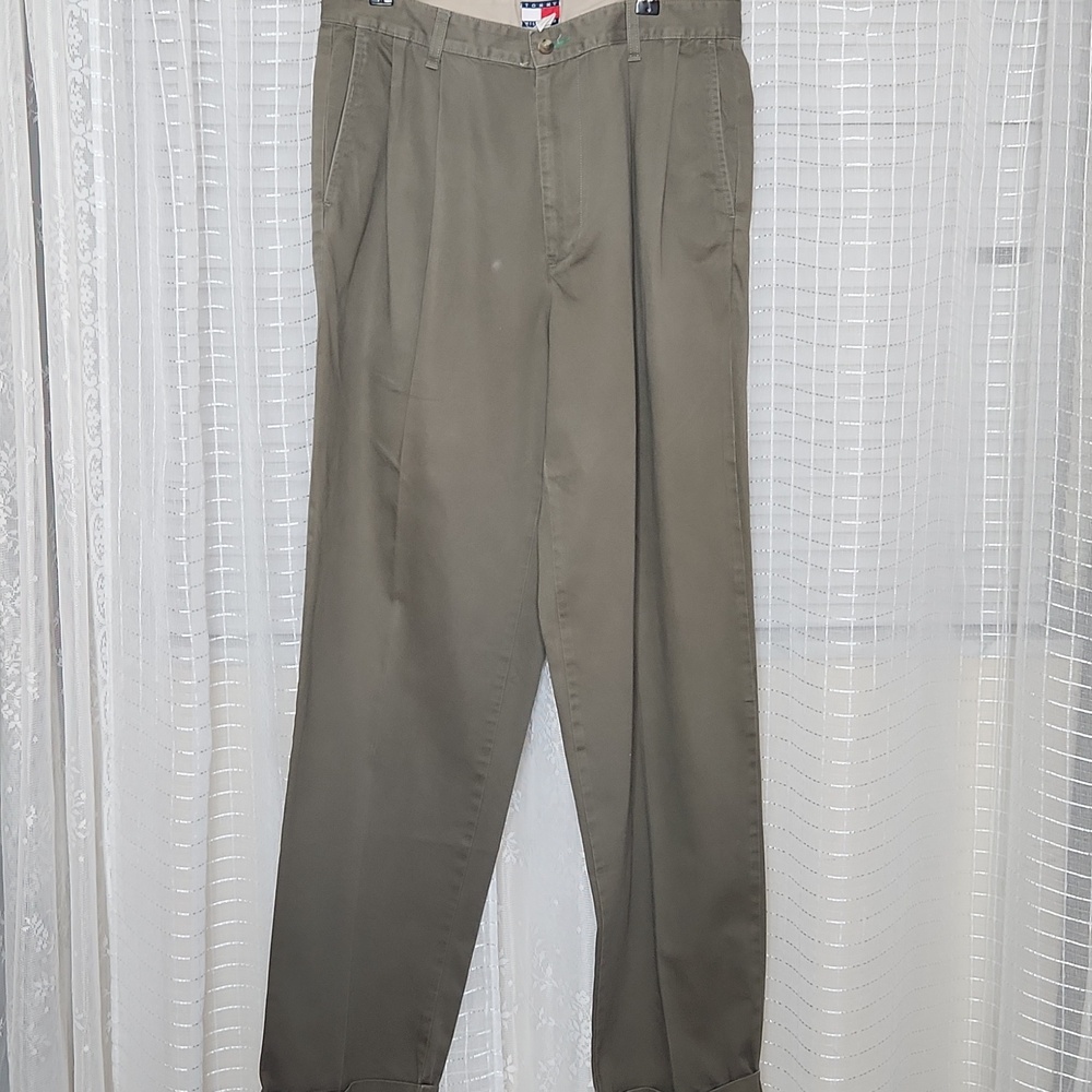 Vintage 90's Tommy Hilfiger pleated khaki pants Sz33x34